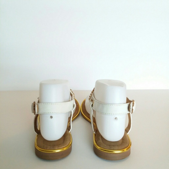 White Mountain  white thong sandals with g… - Picture 2 of 7